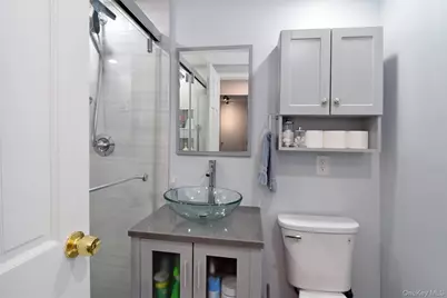 397 N Broadway #1Q, Yonkers, NY 10701 - Photo 9