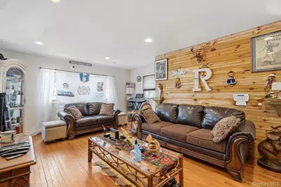 10216 164th Road, Howard Beach, NY 11414 - Photo 9