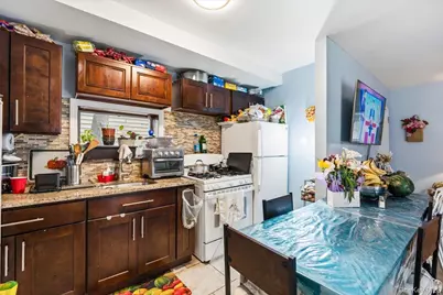 10216 164th Road, Howard Beach, NY 11414 - Photo 15