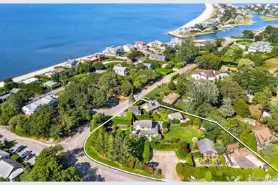 127 Inlet Road W, Hampton Bays, NY 11946 - Photo 3