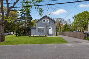 33 Fischer Ave, Islip Terrace, NY 11752 - Photo 15