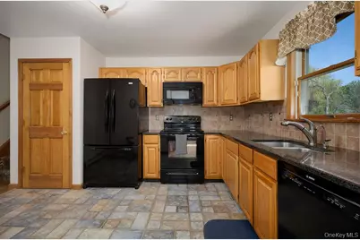 15 Red Hawk Hollow Road, Wappingers Falls, NY 12590 - Photo 11