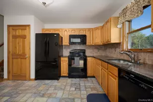 15 Red Hawk Hollow Rd, Wappingers Falls, NY 12590 - Photo 11