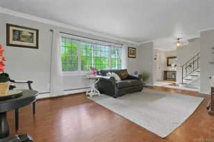 6 Mendolia Ct, Pearl River, NY 10965 - Photo 9