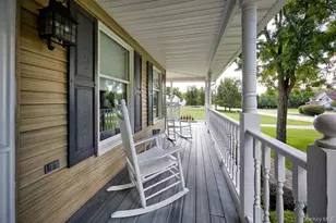 90 Woodcrest Dr, Hopewell Junction, NY 12533 - Photo 5