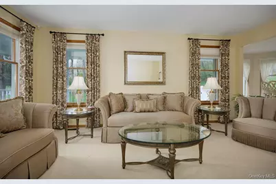 90 Woodcrest Drive, Hopewell Junction, NY 12533 - Photo 11