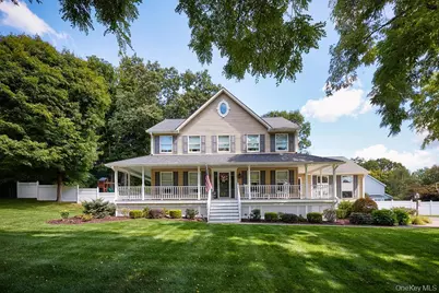 90 Woodcrest Drive, Hopewell Junction, NY 12533 - Photo 3