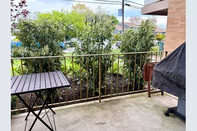 216 Westend Avenue #5B, Freeport, NY 11520 - Photo 13
