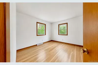 16 Brewster Drive, Middletown, NY 10940 - Photo 13