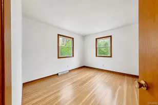 16 Brewster Dr, Middletown, NY 10940 - Photo 13
