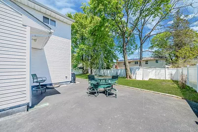 1169 Little East Neck Road, West Babylon, NY 11704 - Photo 23