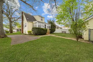 21 Voshage St, Baldwin, NY 11510 - Photo 3