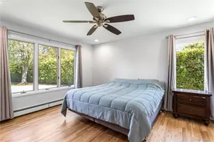 68 W Apollo Dr, Riverhead, NY 11901 - Photo 5