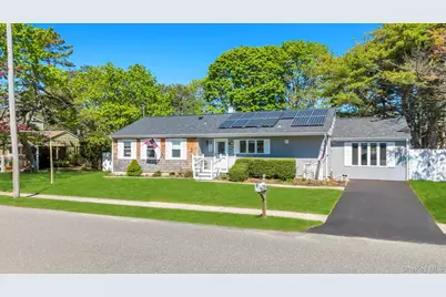 729 Ent Avenue, Westhampton, NY 11978 - Photo 3