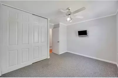 729 Ent Avenue, Westhampton, NY 11978 - Photo 31