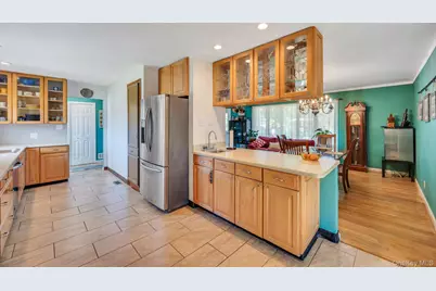 729 Ent Avenue, Westhampton, NY 11978 - Photo 15