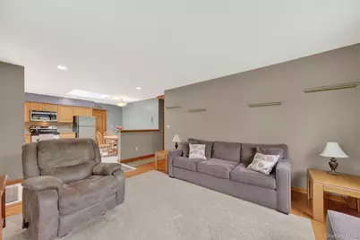8 Meadow Court, Carmel, NY 10512 - Photo 9