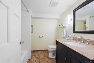 3734 Ferndale Dr, Wantagh, NY 11793 - Photo 21