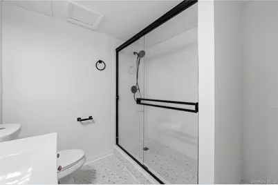 1901 Cortland Drive #19A, Newburgh, NY 12550 - Photo 7
