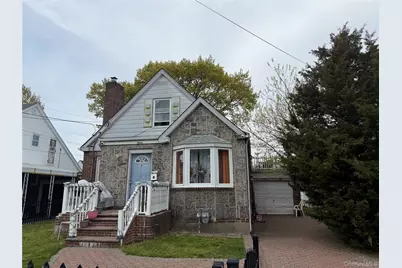 7 Dale Avenue, Hempstead, NY 11550 - Photo 1