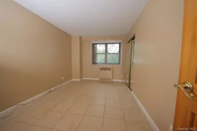 3410 De Reimer Avenue #3C, Bronx, NY 10475 - Photo 11