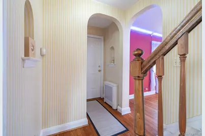 91 Lutz Drive, Valley Stream, NY 11580 - Photo 3