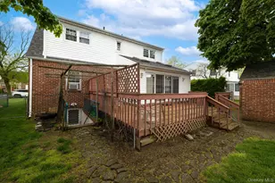 91 Lutz Dr, Valley Stream, NY 11580 - Photo 27