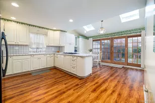 91 Lutz Dr, Valley Stream, NY 11580 - Photo 7