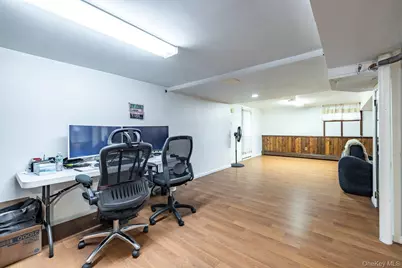 91 Lutz Drive, Valley Stream, NY 11580 - Photo 21