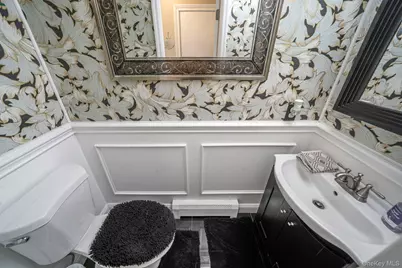 12 Orange Avenue, Port Jefferson, NY 11776 - Photo 17