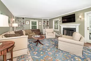 71 Heatherbloom Rd, White Plains, NY 10605 - Photo 15