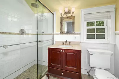 71 Heatherbloom Road, White Plains, NY 10605 - Photo 23