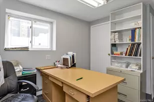 2461 Merrick Ave, Merrick, NY 11566 - Photo 23