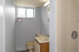 2461 Merrick Ave, Merrick, NY 11566 - Photo 25
