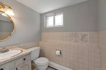 2461 Merrick Avenue, Merrick, NY 11566 - Photo 27