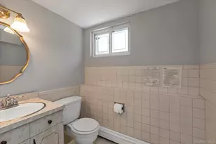2461 Merrick Ave, Merrick, NY 11566 - Photo 27