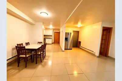 152-12 Peck Avenue, Flushing, NY 11355 - Photo 3