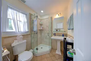 97 Chestnut St, Mount Sinai, NY 11766 - Photo 17