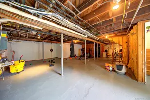 97 Chestnut St, Mount Sinai, NY 11766 - Photo 39