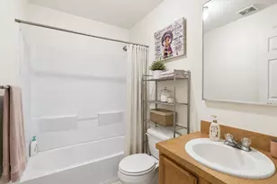 16 Winterberry Dr, Middle Island, NY 11953 - Photo 17