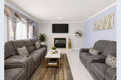 16 Winterberry Drive, Middle Island, NY 11953 - Photo 7