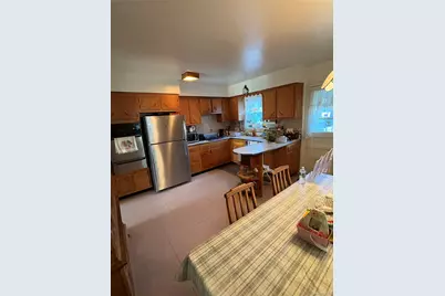 1056 Swinton Avenue, Bronx, NY 10465 - Photo 9