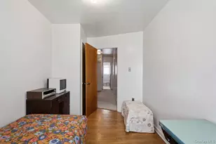 1056 Swinton Ave, Bronx, NY 10465 - Photo 17
