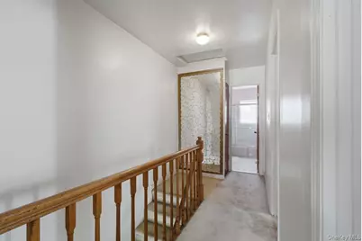 1056 Swinton Avenue, Bronx, NY 10465 - Photo 11