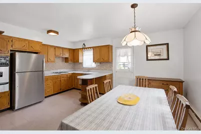 1056 Swinton Avenue, Bronx, NY 10465 - Photo 9