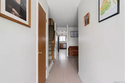 1056 Swinton Avenue, Bronx, NY 10465 - Photo 3