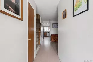1056 Swinton Ave, Bronx, NY 10465 - Photo 3