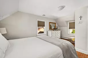 61 Drexel Ave, Westbury, NY 11590 - Photo 19