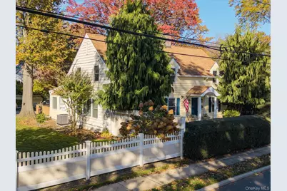 61 Drexel Avenue, Westbury, NY 11590 - Photo 5