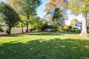61 Drexel Ave, Westbury, NY 11590 - Photo 25